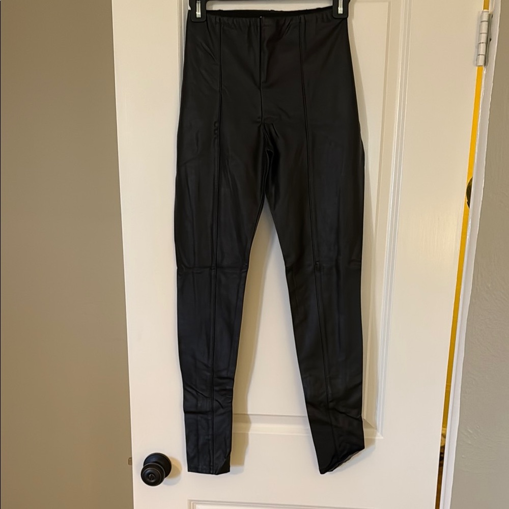Lysse Black Leggings